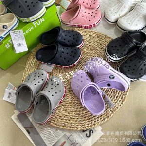 SỤC CROCS BASIC BÉ TRAI BÉ GÁI