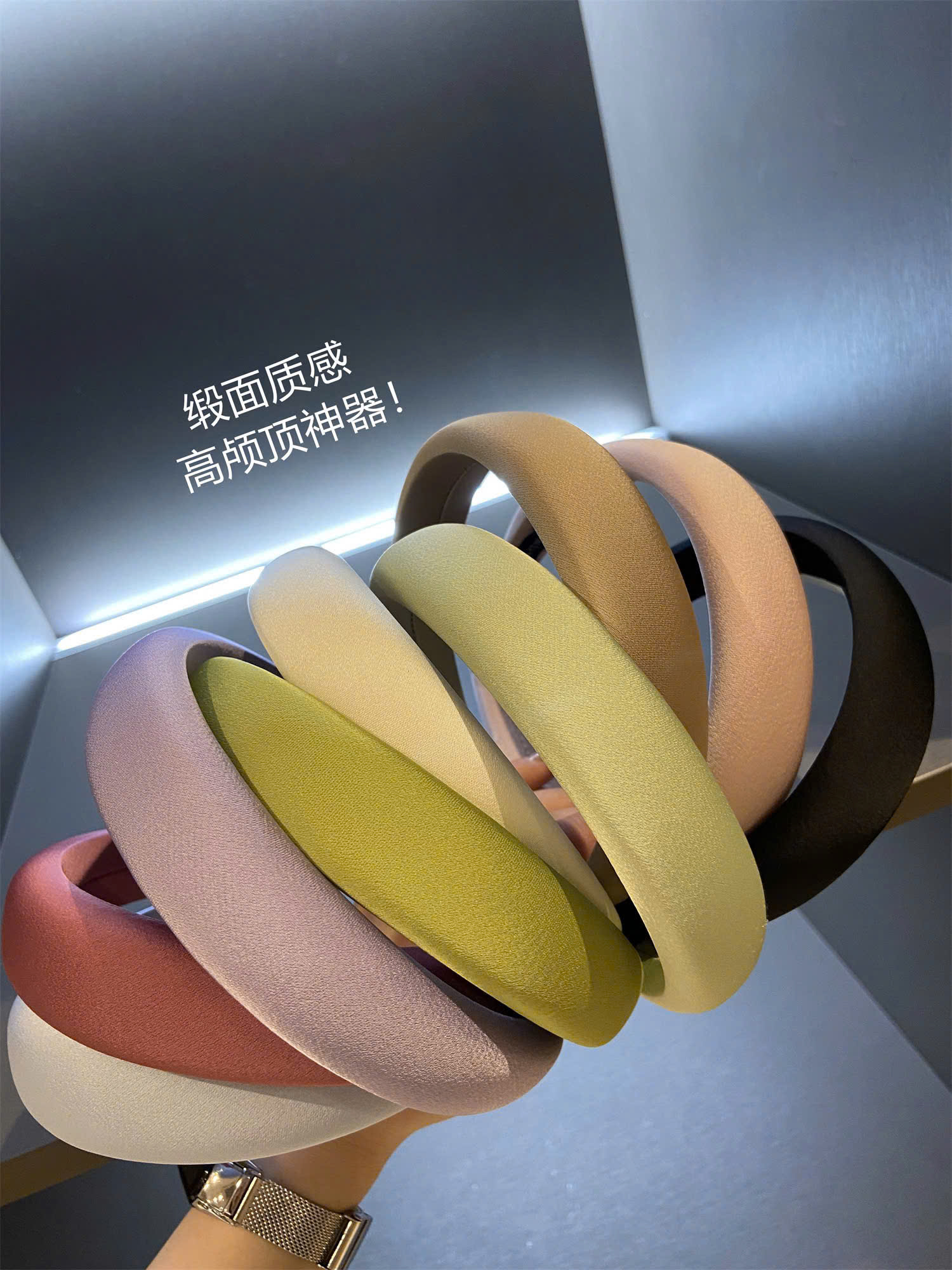 BĂNG ĐÔ SATIN MACARON