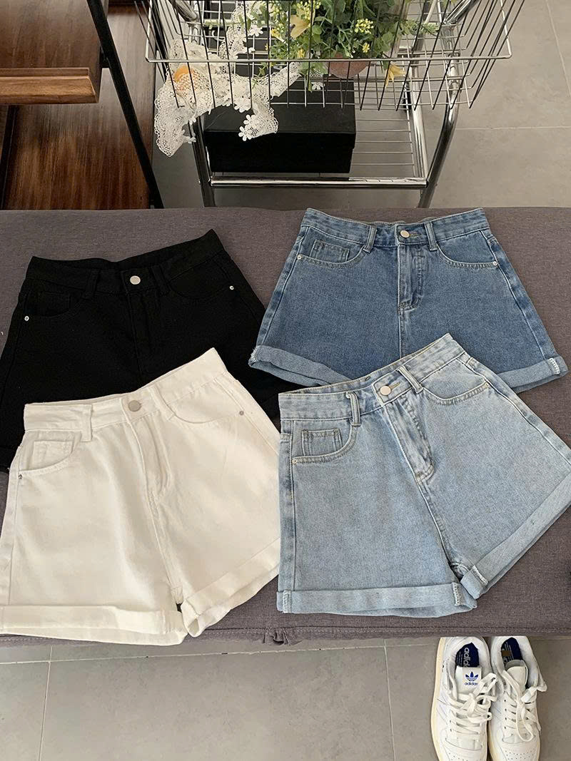QUẦN SHORT NỮ GẬP GẤU