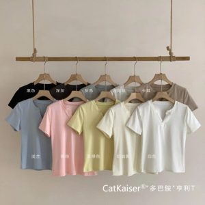 ÁO THUN CỔ V CATKAISER CHO NỮ