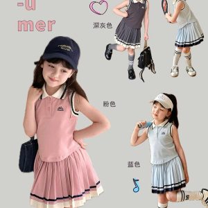 Bộ áo váy thể thao xếp ly AMBB