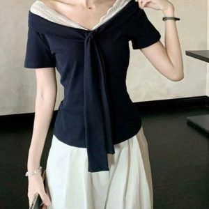 Em áo quốc dân phối quần suông