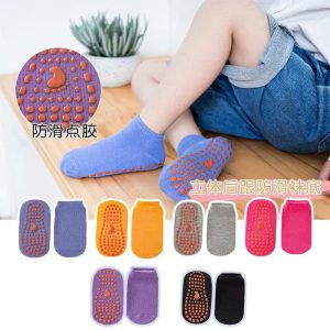 TẤT CHỐNG TRƯỢT