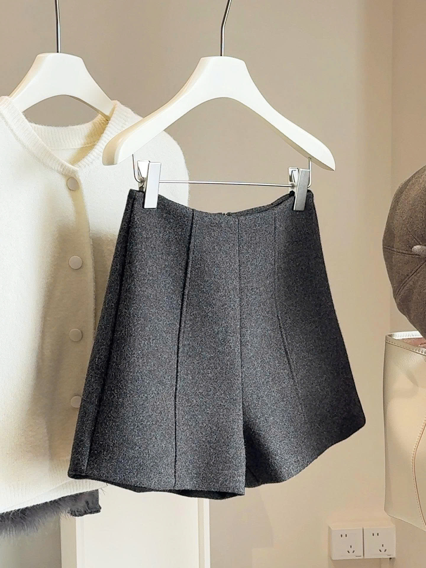 QUẦN SHORT DẠ CẠP CAO ANNA