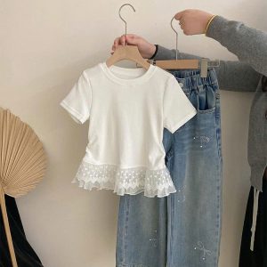 ÁO THUN VIỀN REN MIX JEANS SUÔNG