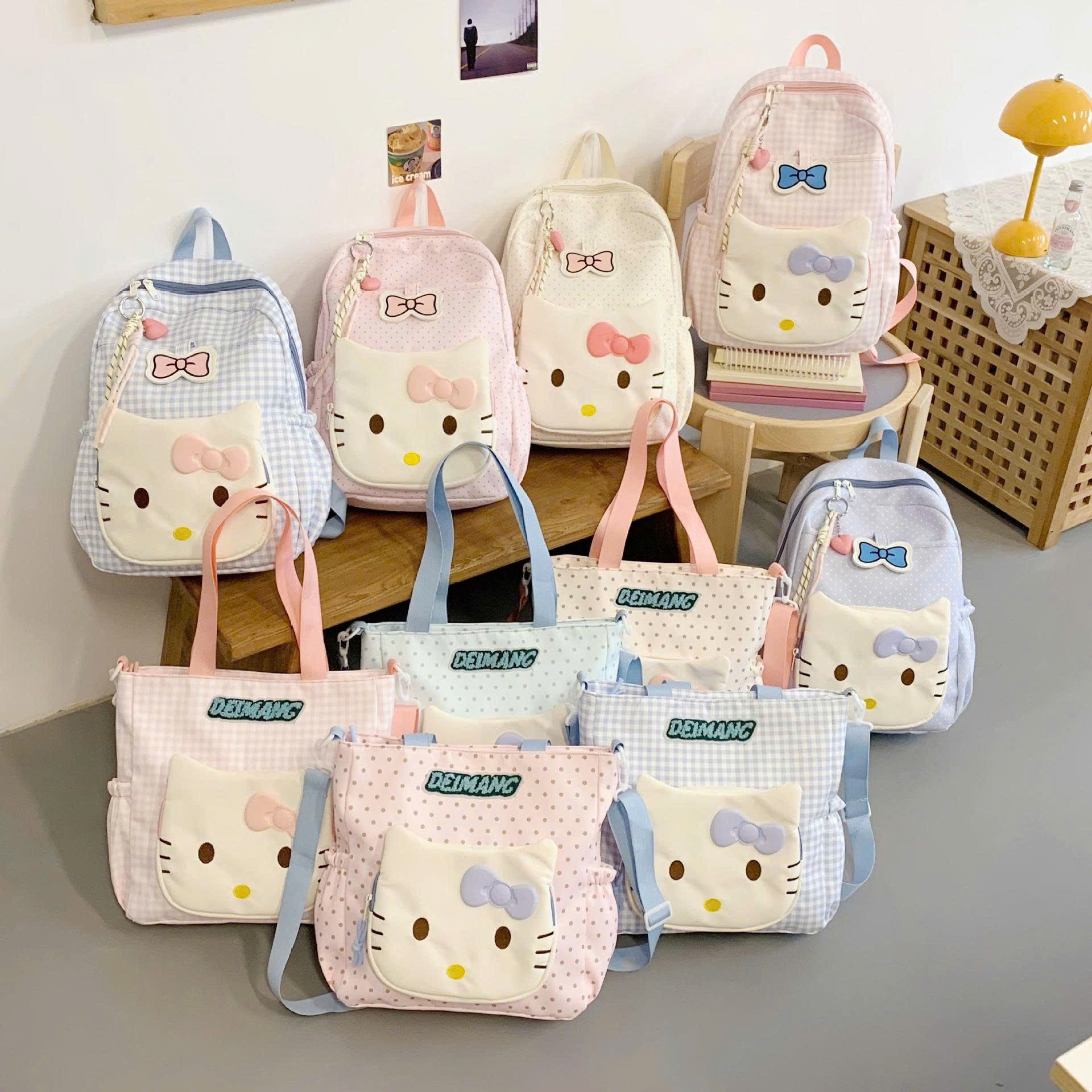 BALO TÚI ĐEO CHÉO KITTY DỄ THƯƠNG