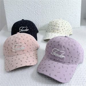 MŨ LƯỠI TRAI HOA NHÍ