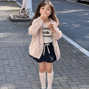 KHOÁC GIÓ TENCEL GẮN NƠ BÁNH BÈO AMBB