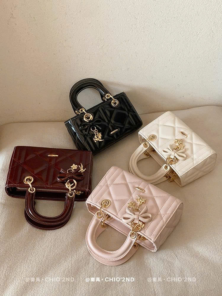 Túi form lady đì o nhà Chio2nd siêu sang