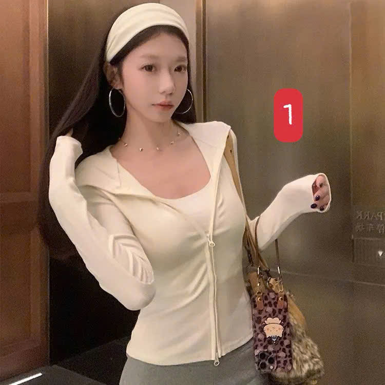 ÁO KHOÁC KHÓA KÉO MOSESQUEEN