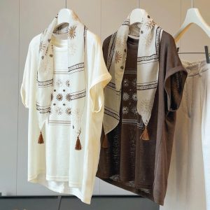 ÁO THUN XƯỚC ANNA KÈM KHĂN VINTAGE