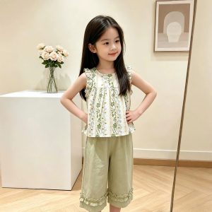 Bộ bé gái hoa nhí xanh cốm Premium Icon