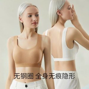 Bra mặc áo hở lưng