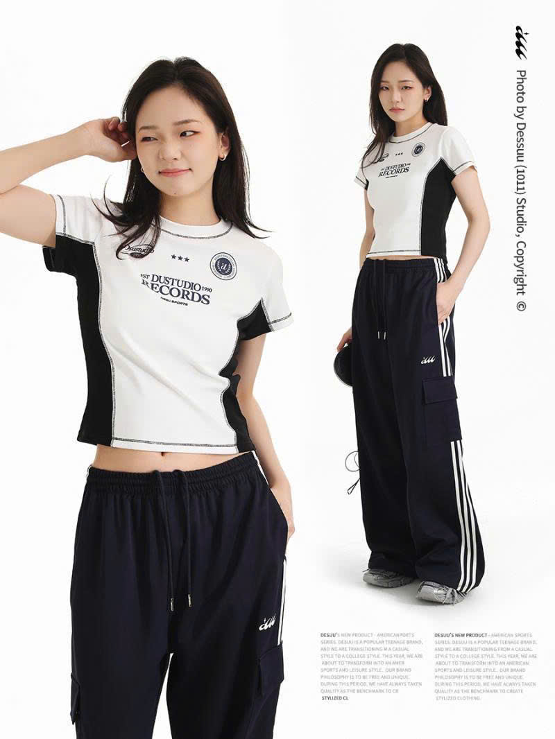 Áo phông thể thao dáng croptop Desuu