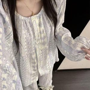 Bộ dáng babydoll