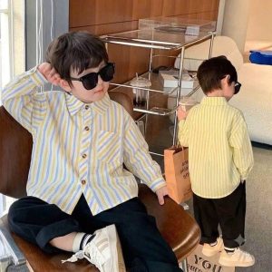 Áo sơ mi vàng phối kẻ