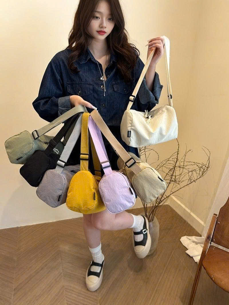 1 CHIẾC TÚI XUẤT DƯ XỊN ĐÉT