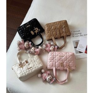 TÚI MINI XINH KÈM CHARM GẤU